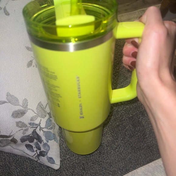 Stanley Starbucks tumbler - Picture 2 of 8